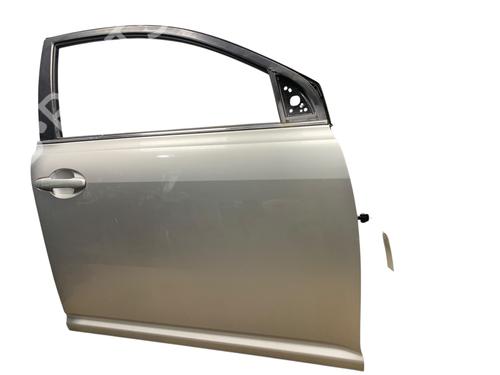 Right front door TOYOTA AVENSIS (_T25_) 2.0 D-4D (CDT250_, CDT250R) | BP25503744C3 