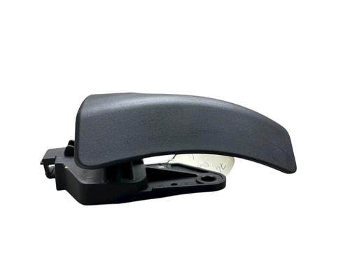 Used Front left interior door handle Front left interior door handle PEUGEOT BOXER Van 2.0 BlueHDi 130 (130 hp) 27562039 27562039
