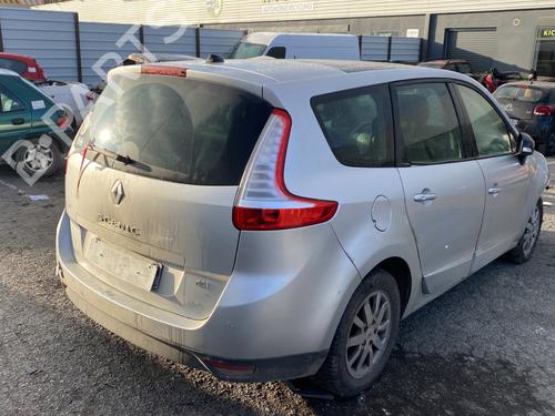 Fuse box RENAULT GRAND SCÉNIC III (JZ0/1_) 1.6 dCi (JZ00, JZ12) | BP32098073E1 