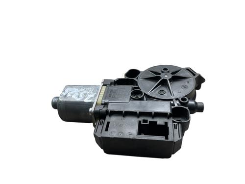 Used Right front window motor Right front window motor VW POLO V (6R1, 6C1) 1.2 (70 hp) 31133023 31133023