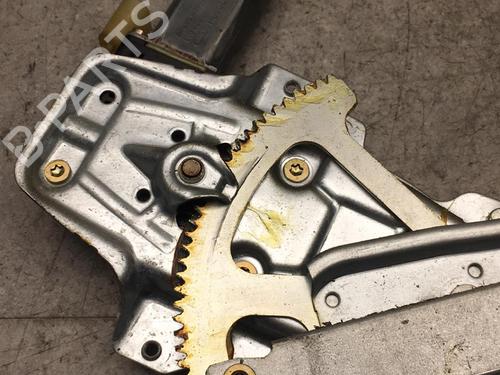 Rudehejsemekanisme ventre foran TOYOTA YARIS (_P1_) 1.0 (SCP10_, SCP10R) (65 hp) 25576547