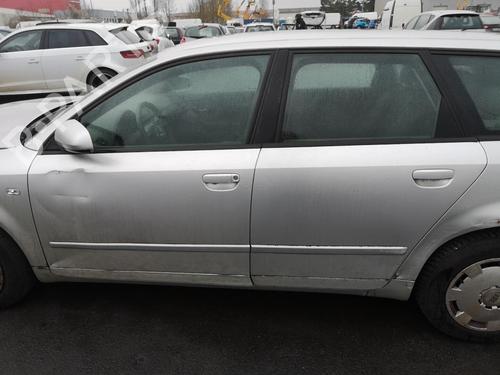 Høyre bak utvendig håndtak AUDI A4 B6 Avant (8E5) 1.9 TDI | BP25561171C130 