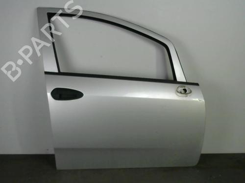 Used Right front door FIAT GRANDE PUNTO (199_) 1.2 (65 hp) 25519719
