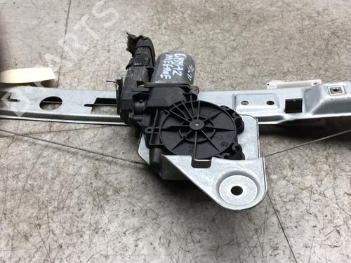 Rear right window mechanism RENAULT MEGANE II Estate (KM0/1_) 1.5 dCi (KM02, KM13) | BP25551941C25 
