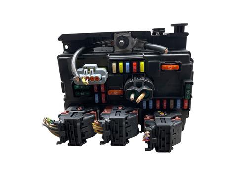 Used Fuse box Fuse box CITROËN C2 (JM_) 1.4 HDi (68 hp) 33725631 33725631