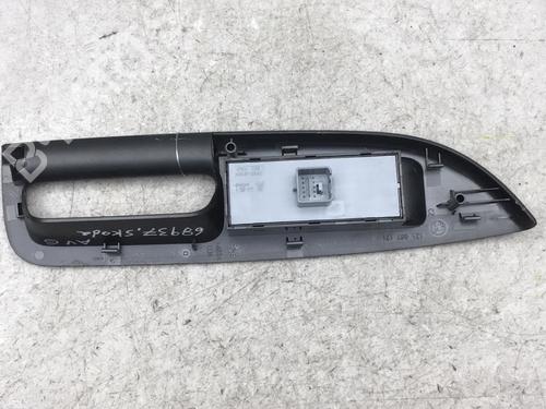 Left front window switch SKODA OCTAVIA II Combi (1Z5) 1.6 TDI | BP25575145I27 - Image 2