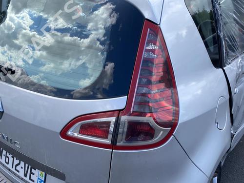 Right tailgate light RENAULT SCÉNIC III (JZ0/1_) 1.5 dCi | BP25546085C80 