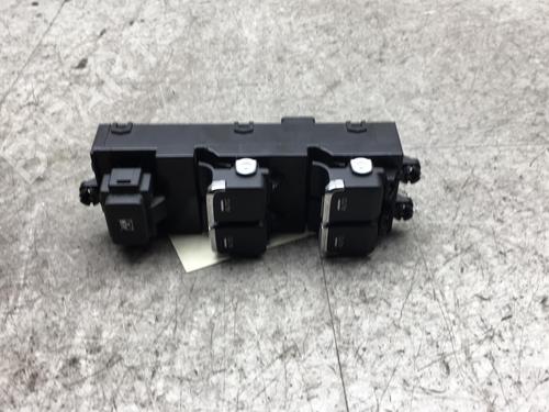 Left front window switch KIA CEE'D (JD) 1.6 CRDi 136 | BP25541296I27 