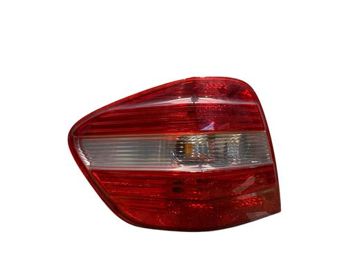 Used Left taillight MERCEDES-BENZ M-CLASS (W164) ML 280 CDI 4-matic (164.120) (190 hp) 25530633