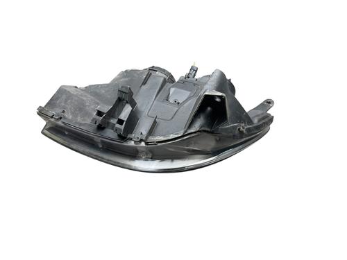 Used Right headlight Right headlight CITROËN C5 I (DC_) 2.0 HDi (DCRHZB, DCRHZE) (109 hp) 32022397 32022397