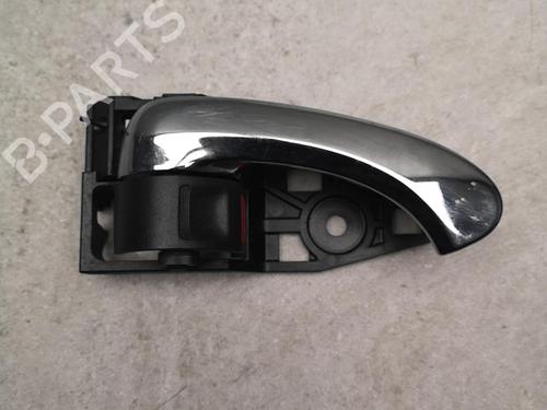 Used Rear right interior door handle Rear right interior door handle TOYOTA RAV 4 III (_A3_) 2.2 D 4WD (ALA30_, ALA30R) (136 hp) 25517452 25517452