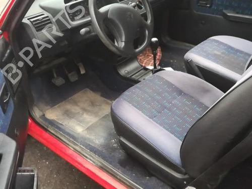 Left mirror PEUGEOT 205 II (20A/C) 1.7 Diesel | BP25516546C26