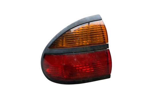 Used Left taillight Left taillight RENAULT LAGUNA I (B56_, 556_) 1.9 dTi (B56J) (98 hp) 25572263 25572263