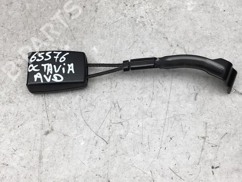 Used Seat buckle SKODA OCTAVIA II (1Z3) 1.6 TDI (105 hp) 25525360