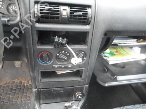 Front right window mechanism OPEL ASTRA G Hatchback (T98) 1.4 16V (F08, F48) | BP25558442C23 