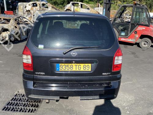 Front bumper OPEL ZAFIRA A MPV (T98) 2.2 DTI 16V (F75) | BP25575029C7