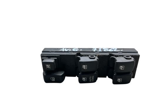 Used Left front window switch Left front window switch HYUNDAI TUCSON (JM) 2.0 CRDi (140 hp) 26017933 26017933