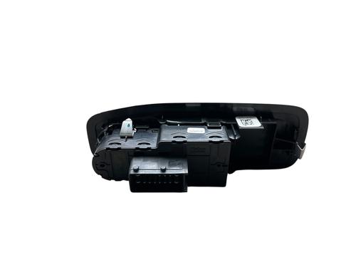 Left front window switch PEUGEOT 208 I (CA_, CC_) 1.2 VTI 82 | BP25531124I27