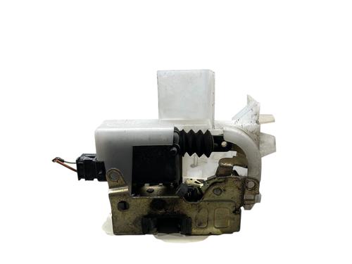 Højre fortil lås RENAULT ESPACE III (JE0_) 2.2 12V TD (JE0E, JE0H, JE0P) (113 hp) 31257604