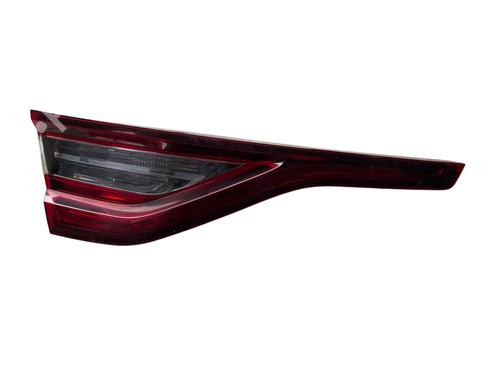 Used Left tailgate light RENAULT MEGANE IV Hatchback (B9A/M/N_) 1.6 dCi 130 (B9A4) (130 hp) 31625271