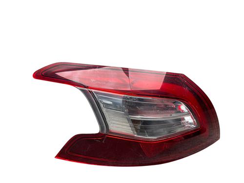 Used Left taillight PEUGEOT 308 II (LB_, LP_, LW_, LH_, L3_) 1.6 BlueHDi 120 (120 hp) 27676628
