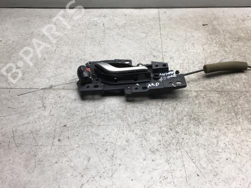 Used Rear right interior door handle Rear right interior door handle 25570939 25570939