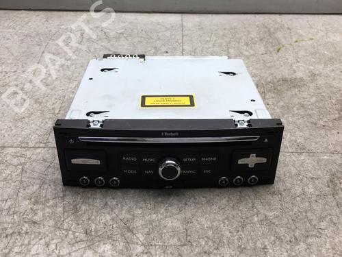 Used Radio PEUGEOT 5008 (0U_, 0E_) 2.0 HDi 150 / BlueHDi 150 (150 hp) 25529093