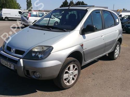 Right headlight RENAULT SCÉNIC I MPV (JA0/1_, FA0_) 1.9 dCi RX4 | BP25577101C29 