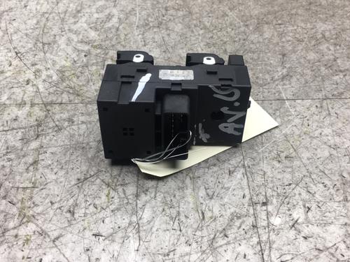 Used Switch CHEVROLET AVEO Hatchback (T300) 1.3 D (75 hp) 25511070