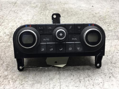 AC Styreenhet / Manøvreringsenhet NISSAN QASHQAI / QASHQAI +2 I (J10, NJ10, JJ10E) 1.5 dCi (110 hp) 25520397
