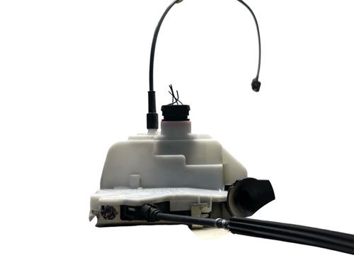 front-left-lock-renault-twingo-ii-cn0_-2007-25542936 main image