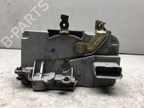 Serrure avant droite PEUGEOT 406 Break (8E/F) 2.0 HDI 110 (109 hp) 25533693