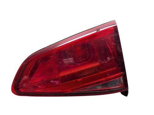 right-tailgate-light-vw-golf-vii-5g1-bq1-be1-be2-2012-2013-2014-2015-2016-2017-2018-2019-2020-2021-30751705 main image