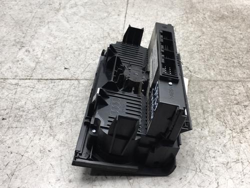 Used Climate control Climate control AUDI A3 Sportback (8PA) 2.0 TDI (140 hp) 25571627 25571627