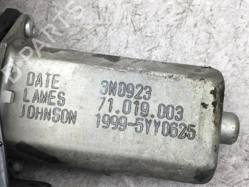 front-right-window-mechanism-bmw-3-f30-f80-2011-2012-2013-2014-2015-2016-2017-2018-25552161 main image