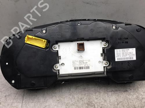 Used Instrument cluster PEUGEOT 3008 I MPV (0U_) 2.0 HDi (163 hp) 25547288