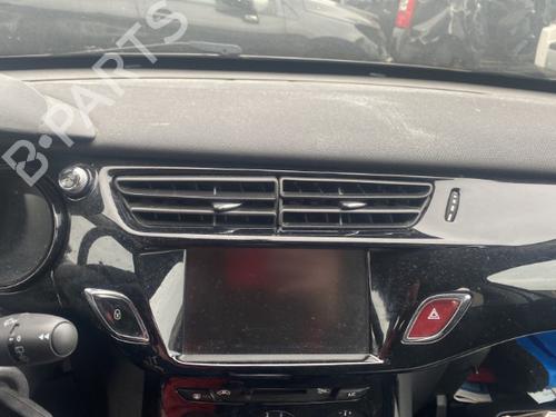 Left sun visor CITROËN C3 II (SC_) 1.2 VTi 82 | BP25549381I1 - Image 21