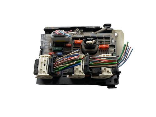 fuse-box-peugeot-partner-box-bodympv-2008-32231185 main image