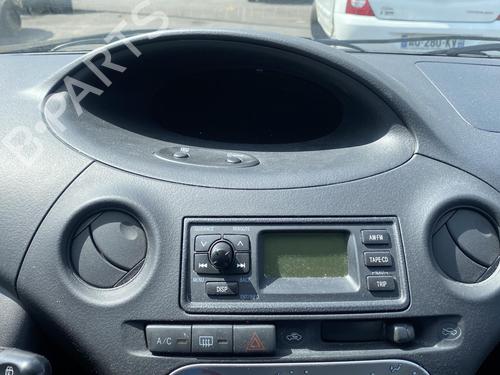 Left front window switch TOYOTA YARIS (_P1_) 1.4 D-4D (NLP10_, NLP10R) | BP25547354I27  - Image 16
