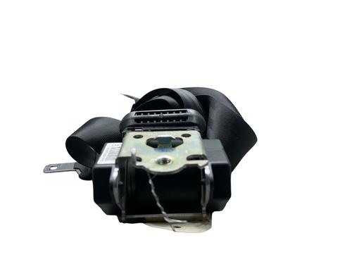 rear-right-seatbelt-dacia-lodgy-js_-2012-25512952 main image