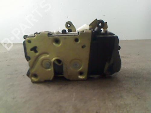 Used Front left lock PEUGEOT 406 (8B) 1.9 TD (90 hp) 25582581