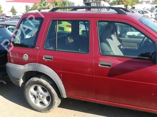 Left taillight LAND ROVER FREELANDER I (L314) 2.0 DI 4x4 | BP25576978C34 