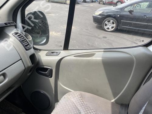 Front right window mechanism RENAULT TRAFIC II Van (FL) 1.9 dCi 100 (FL0C) | BP25520243C23 