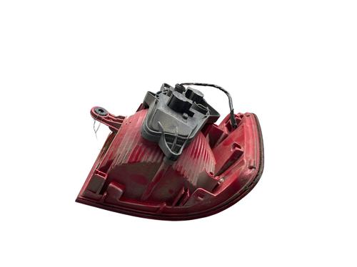 right-taillight-vw-touran-1t3-2010-2011-2012-2013-2014-2015-2016-34373101 main image