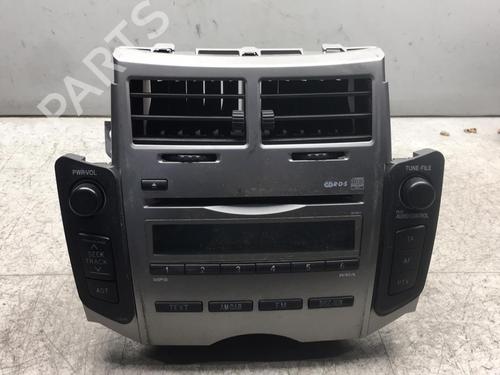 Used Radio TOYOTA YARIS (_P9_) 1.33 VVT-i (NSP90_, NSP90R) (100 hp) 25546505