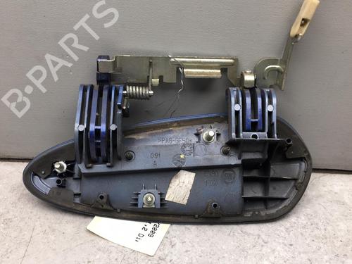 Used Front right exterior door handle FIAT GRANDE PUNTO (199_) 1.3 D Multijet (75 hp) 25561226