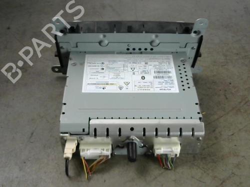 Used Radio RENAULT CLIO IV (BH_) 1.5 dCi 90 (90 hp) 25579101