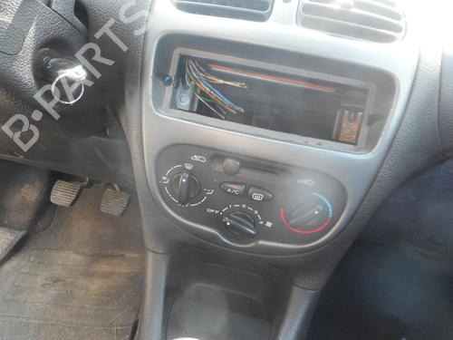 Display monitor PEUGEOT 206 Hatchback (2A/C) 1.6 i | BP25578794C48 