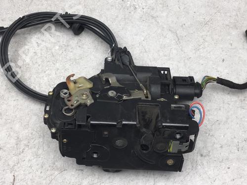 Venstre foran lås VW GOLF IV (1J1) 1.9 TDI (90 hp) 25525610