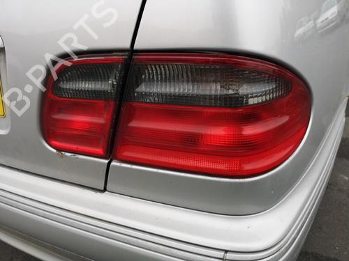 Left tailgate light MERCEDES-BENZ E-CLASS (W210) E 320 CDI (210.026) | BP25538112C79 